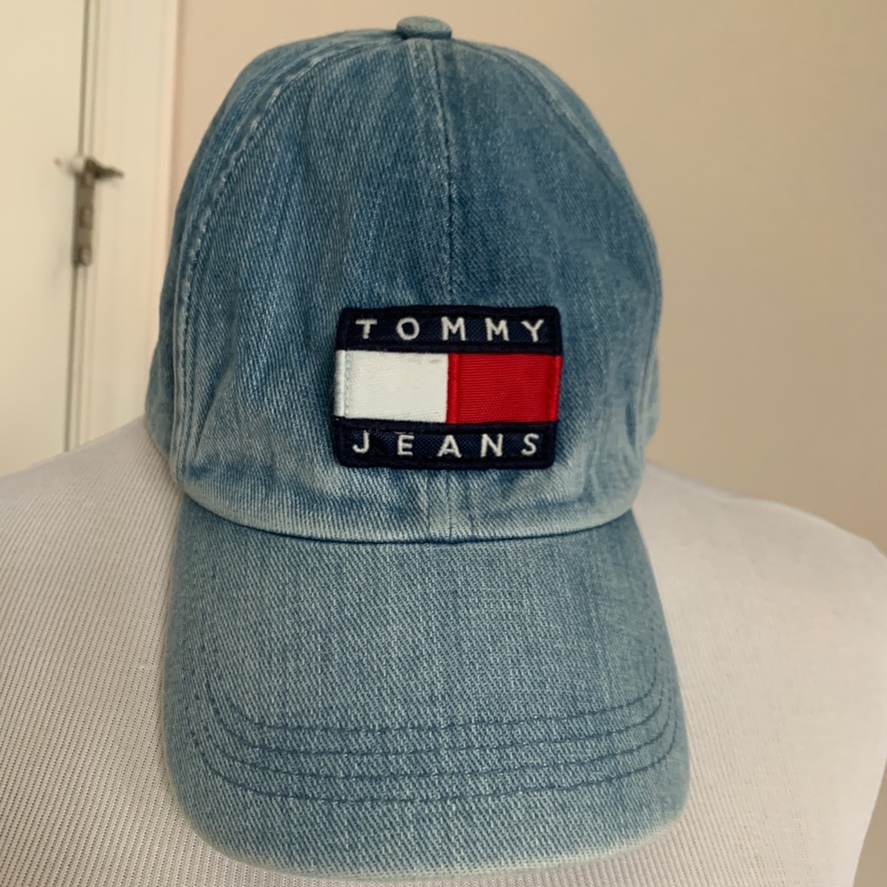 Tommy Hilfiger Hat